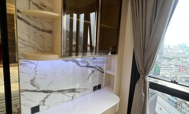 For rent 1 bed condo in Huai Khwang, Bangkok
