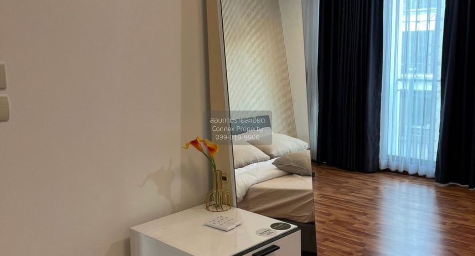 Reihenhaus zur Miete mit 3 Zimmer in Phra Khanong, Bangkok