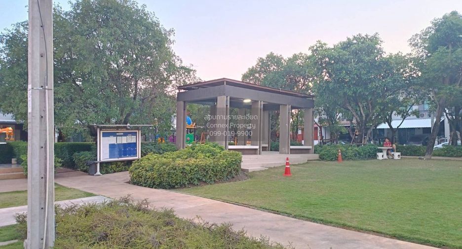出租 3 卧室 联排别墅 在 Bang Khun Thian, 曼谷