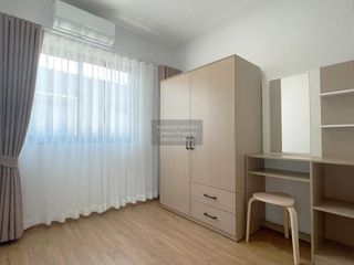 For rent 3 bedrooms townhouse in Bang Phli, Samut Prakan