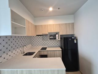 For rent 3 bedrooms condo in Bang Phli, Samut Prakan