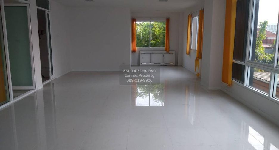 Casa adosada en venta de 2 habitaciones en Bueng Kum, Bangkok