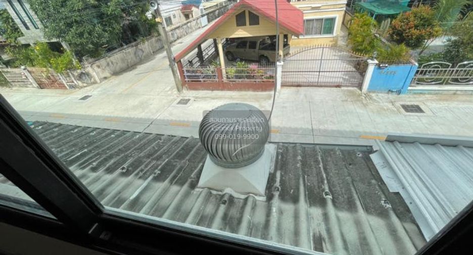 For sale 3 bedrooms townhouse in Lam Luk Ka, Pathum Thani