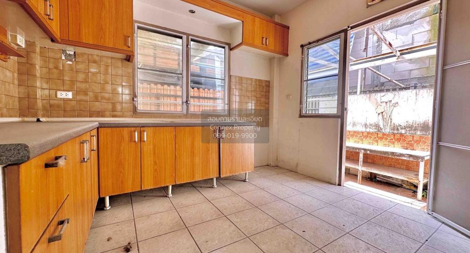 For sale 3 bedrooms house in Bang Phli, Samut Prakan