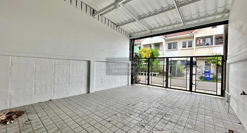For sale 2 bedrooms townhouse in Sai Mai, Bangkok