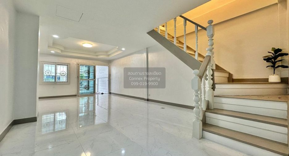 For sale 2 bedrooms townhouse in Sai Mai, Bangkok