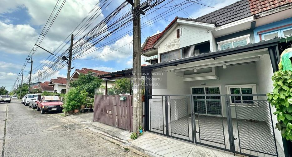 For sale 2 bedrooms townhouse in Sai Mai, Bangkok