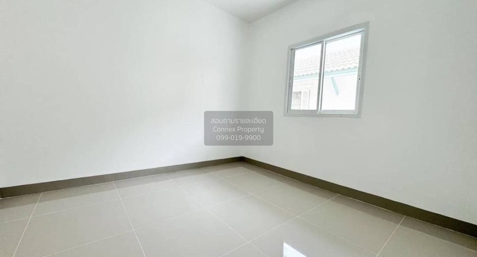 Casa adosada en venta de 3 habitaciones en Bang Yai, Nonthaburi