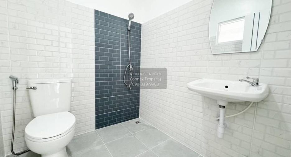Casa adosada en venta de 3 habitaciones en Bang Yai, Nonthaburi