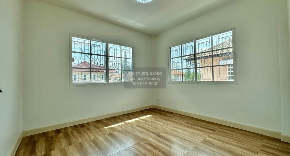 For sale 4 bedrooms house in Khlong Sam Wa, Bangkok