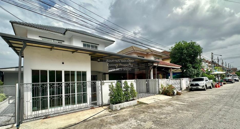 For sale 4 bedrooms house in Khlong Sam Wa, Bangkok