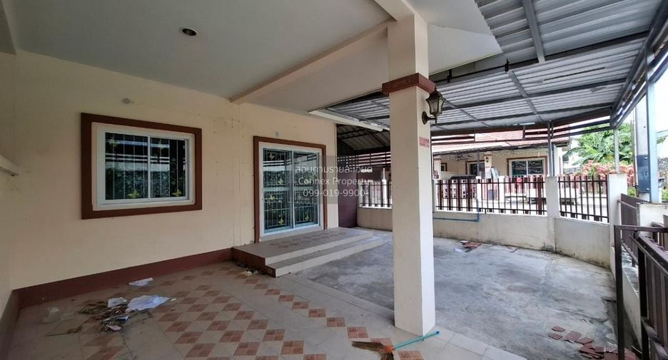 À vendre 2 chambres maison de ville à Pluak Daeng, Rayong