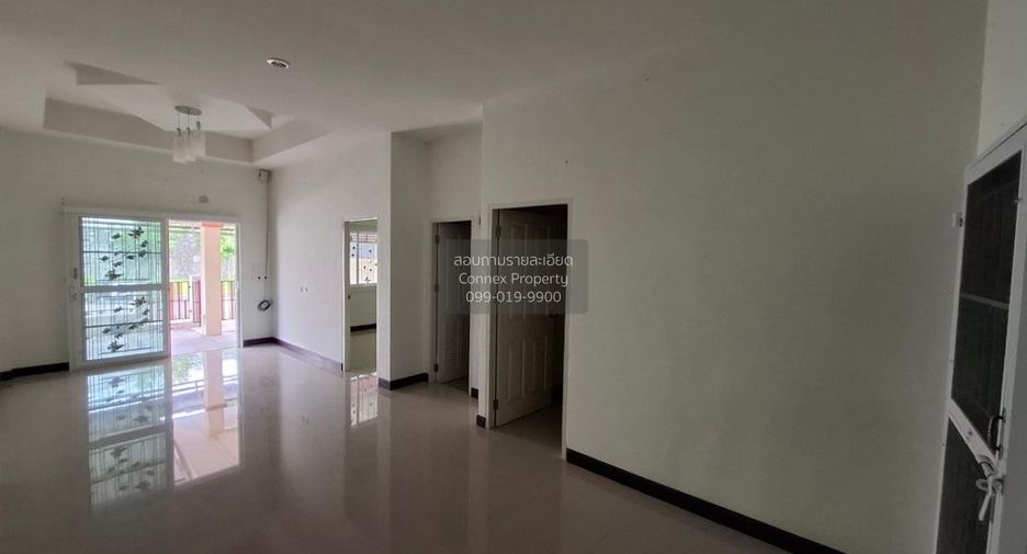 À vendre 2 chambres maison de ville à Pluak Daeng, Rayong