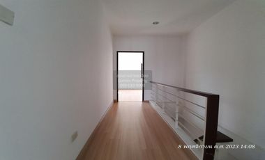 For sale 4 bedrooms townhouse in Bueng Kum, Bangkok