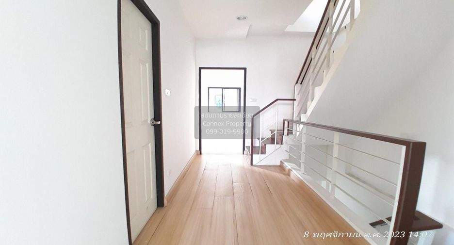For sale 4 bedrooms townhouse in Bueng Kum, Bangkok