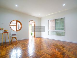 For sale 3 bedrooms townhouse in Thung Khru, Bangkok