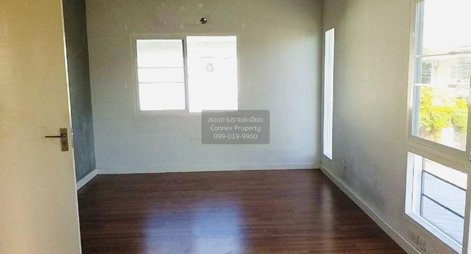 À vendre 3 chambres maison à Bang Sao Thong, Samut Prakan