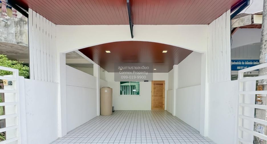 出售 2 卧室 独立屋 在 Khlong Sam Wa, 曼谷