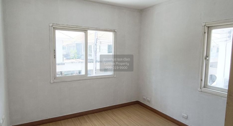 For sale 3 bedrooms house in Mueang Nonthaburi, Nonthaburi