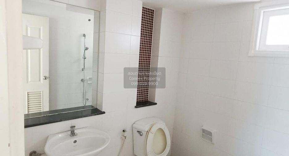 For sale 3 bedrooms house in Mueang Nonthaburi, Nonthaburi