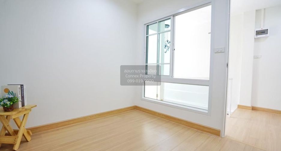 For sale 3 ベッドルーム townhouse in Bang Bua Thong, Nonthaburi