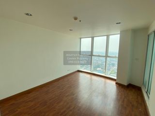 For sale 2 bedrooms condo in Bang Kapi, Bangkok