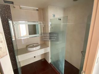 For sale 2 bedrooms condo in Bang Kapi, Bangkok