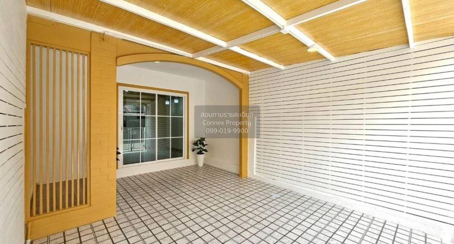 For sale 2 bedrooms townhouse in Bang Bua Thong, Nonthaburi