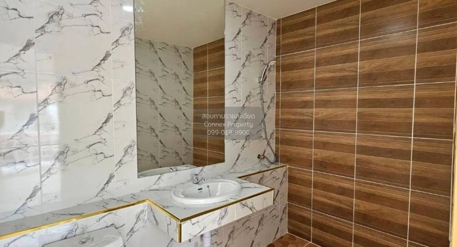 For sale 2 bedrooms townhouse in Bang Bua Thong, Nonthaburi
