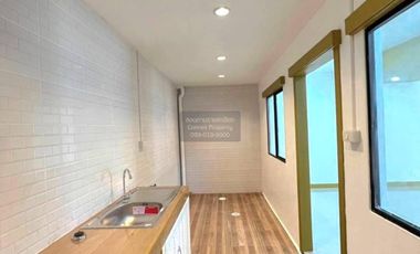 Casa adosada en venta de 3 habitaciones en Bang Yai, Nonthaburi