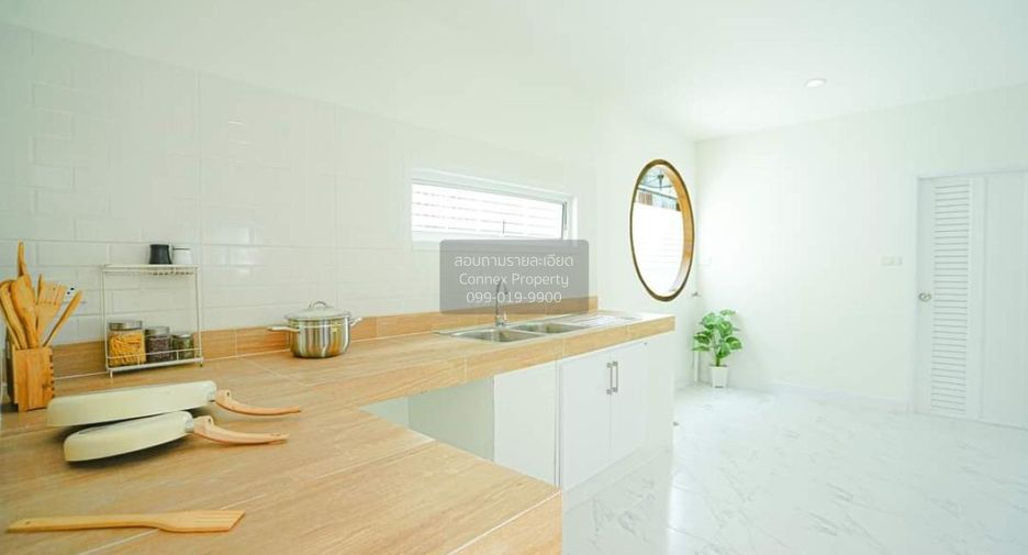 Haus zum Kauf mit 4 Zimmer in Bangkok Yai, Bangkok