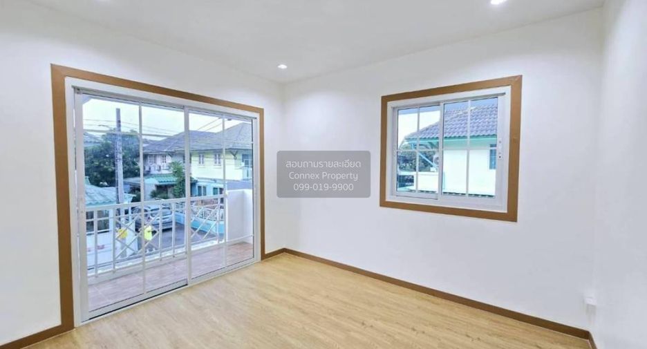 Casa adosada en venta de 3 habitaciones en Bang Bua Thong, Nonthaburi