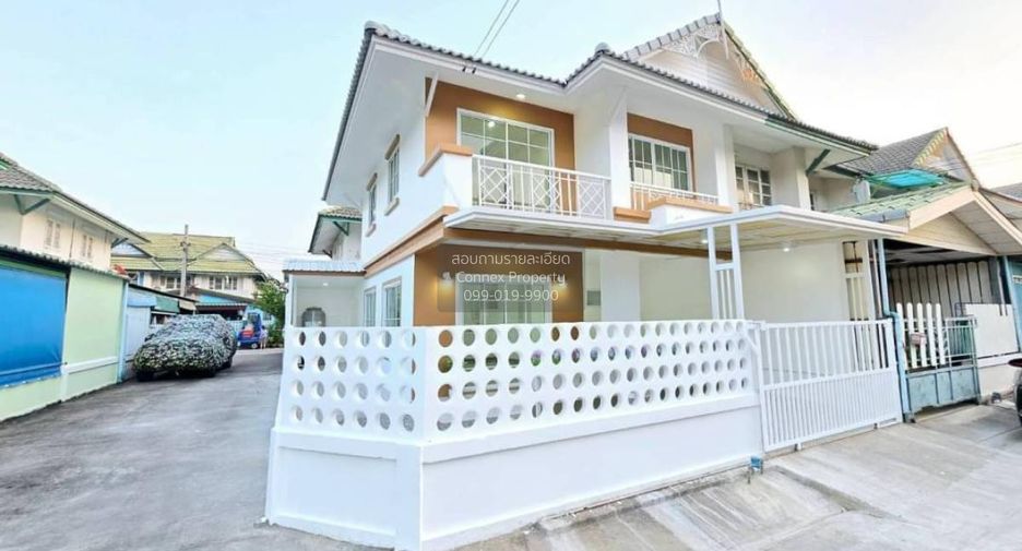 Casa adosada en venta de 3 habitaciones en Bang Bua Thong, Nonthaburi