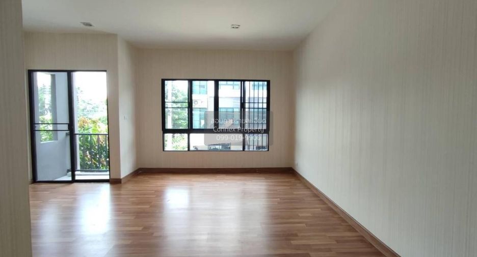 À vendre 4 chambres maison de ville à Phra Samut Chedi, Samut Prakan