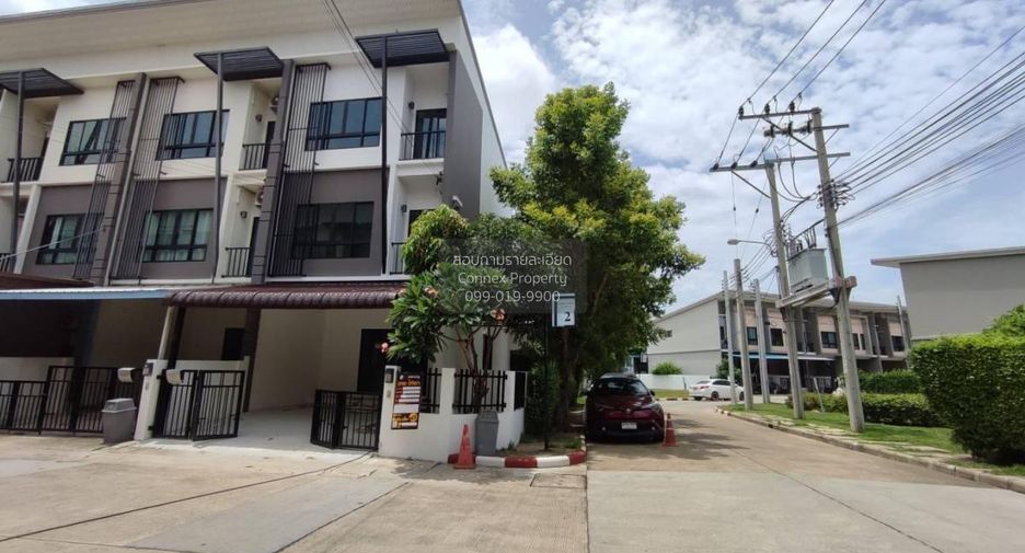À vendre 4 chambres maison de ville à Phra Samut Chedi, Samut Prakan