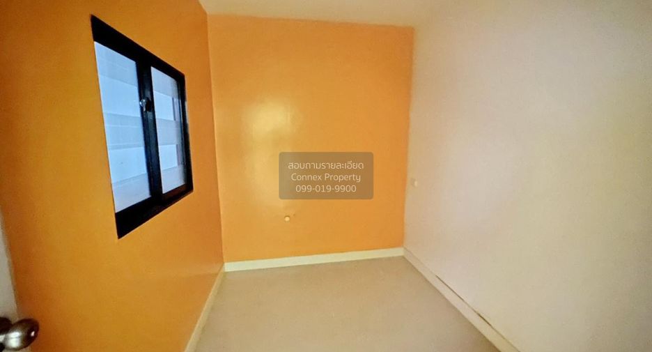 For sale 3 ベッドルーム townhouse in Sam Phran, Nakhon Pathom