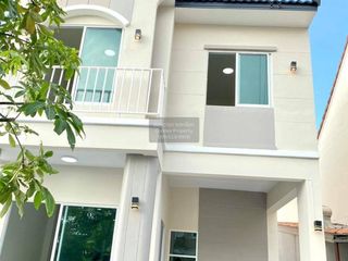 Casa en venta de 3 habitaciones en Min Buri, Bangkok