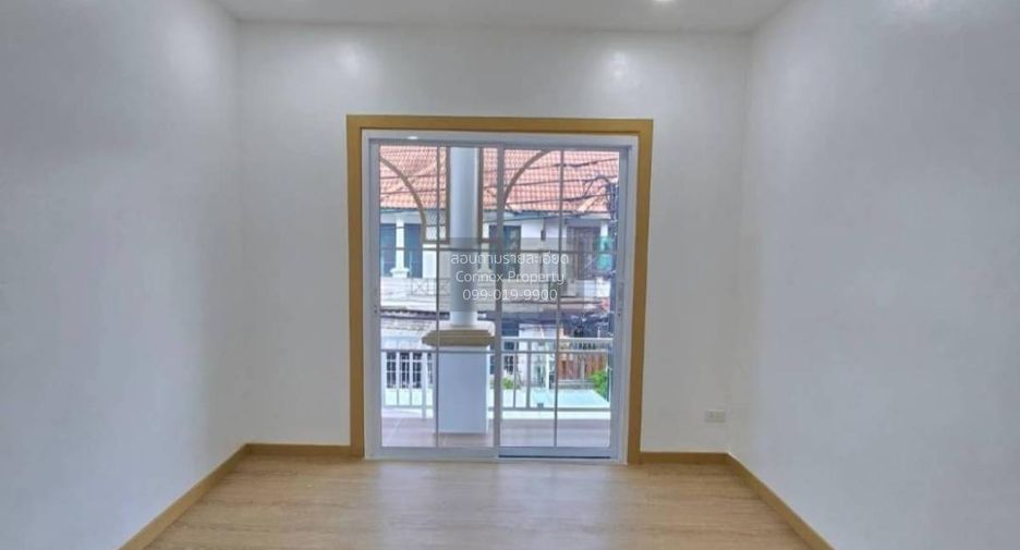 For sale 3 ベッドルーム townhouse in Bang Bua Thong, Nonthaburi