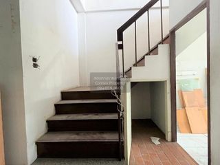 À vendre 3 chambres maison de ville à Bangkok Yai, Bangkok