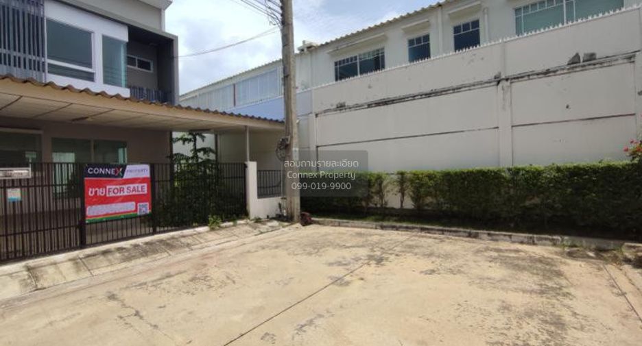 Casa adosada en venta de 2 habitaciones en Thung Khru, Bangkok