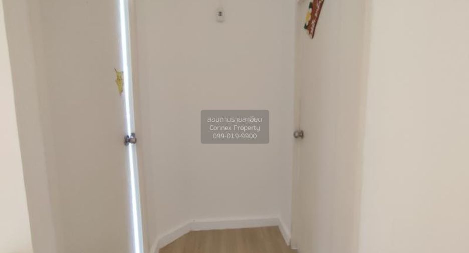 Casa adosada en venta de 2 habitaciones en Thung Khru, Bangkok