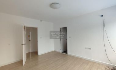 Casa adosada en venta de 2 habitaciones en Thung Khru, Bangkok