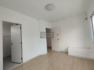 For sale 2 ベッドルーム townhouse in Thung Khru, Bangkok