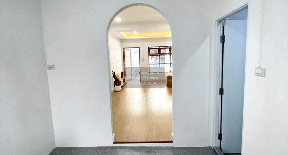 À vendre 2 chambres maison de ville à Sai Mai, Bangkok