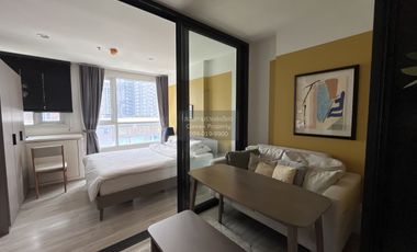 Wohnung zur Miete mit 1 Zimmer in Huai Khwang, Bangkok