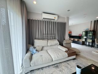 À louer 4 chambres maison à Bang Yai, Nonthaburi
