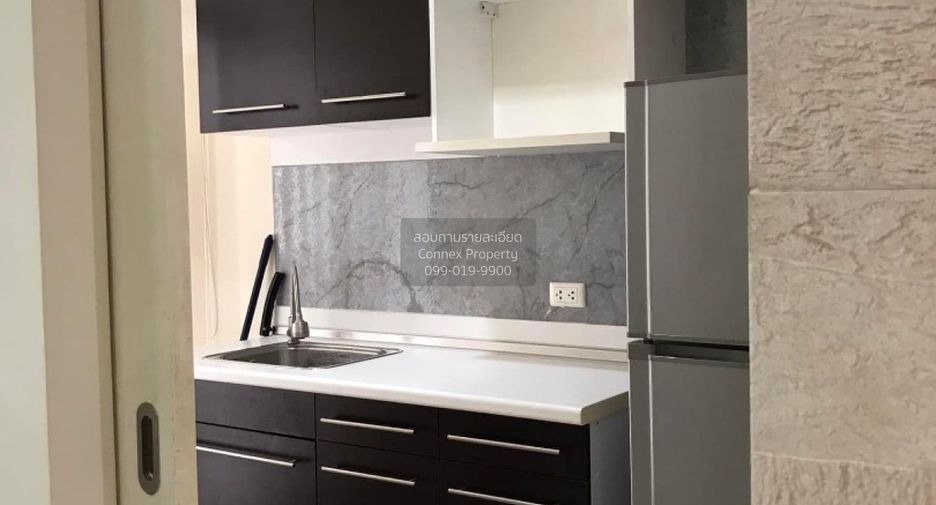 For rent 1 bed condo in Phra Khanong, Bangkok