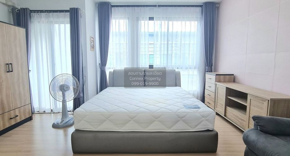 For rent 3 bedrooms townhouse in Prawet, Bangkok