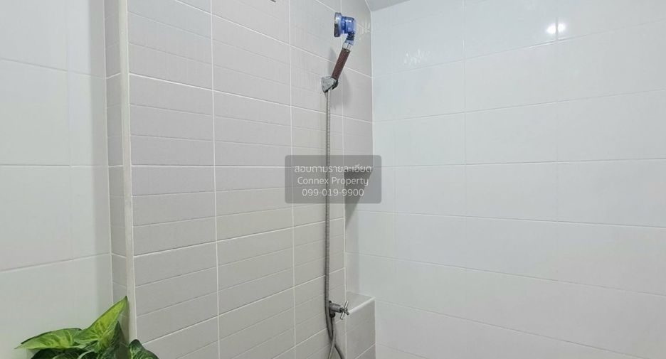 For rent 3 bedrooms townhouse in Prawet, Bangkok