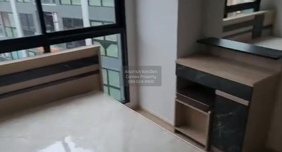 For rent 2 bedrooms condo in Huai Khwang, Bangkok